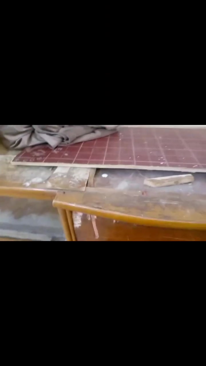 السلام عليكم بوفيه للبيع ب50 مابيها كسر بس هذا الي صورته الي يريدها عل واتساب ***********
