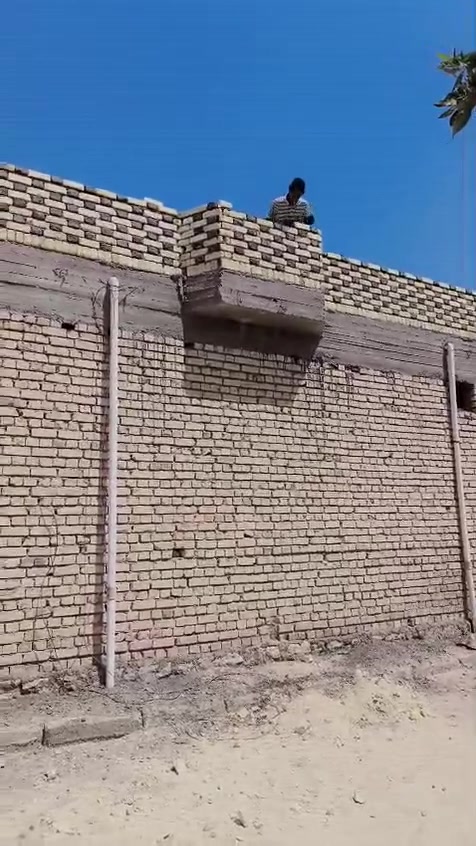 خدمات بناء • مقاولات • ماكو تفاصيل