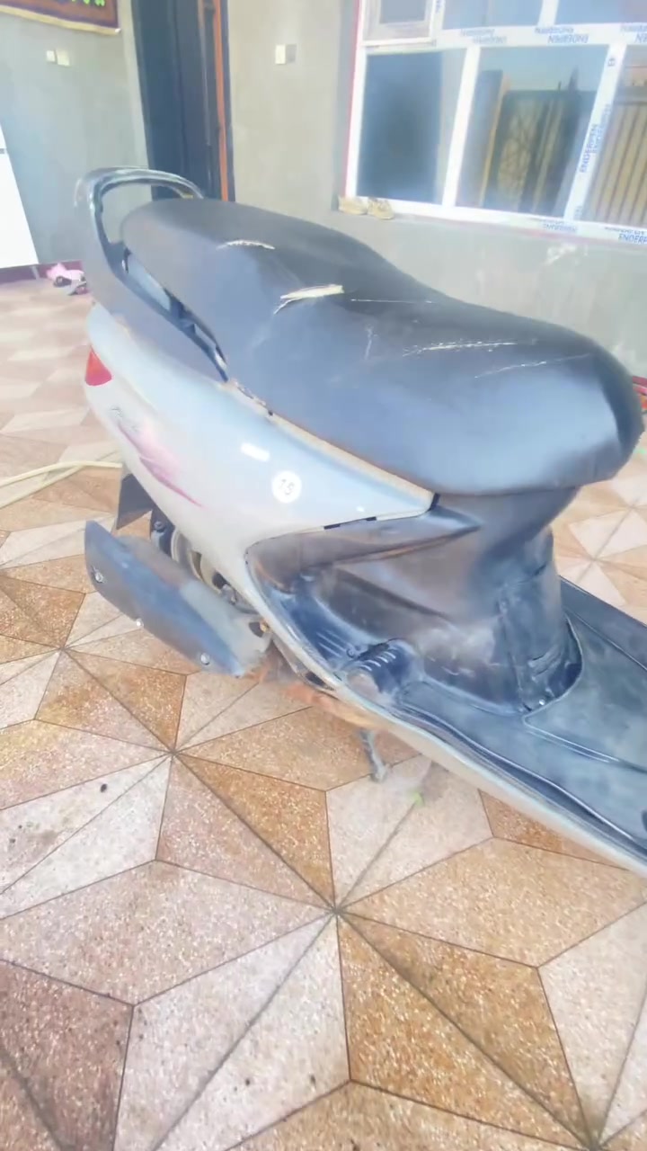 المحرك لاطشش
للبيع زوج تايرات جدد كابريتر جديده كفرات جديده كهربائيات شغاله كلج خلفي رياضي جوزه جديده  السعر١٥٠ قفل للستفسار خاص او ***********
