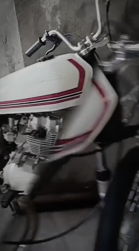 سلام عليكم البيع دراجه كلك محرك انيرجي مكفول شرط البلاد ما مفتوح مكان شط العرب الجزيره الفيحاء 
السعر 550بيها مجال بسيط 
***********
