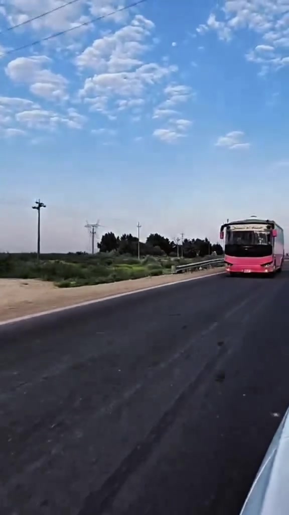 سلام عليكم صيني للبيع مديل ٢٠٠٣ بسمي نكليزي مكينه كمنز سته كير حداديه تخم تاير كهربائيات شغاله تبريد صيني سياره جوبلس للبيع او مراوس بالفينيه حسب قناعه الاستفسار الاتصال على الرقم *********** مكاني العماره
