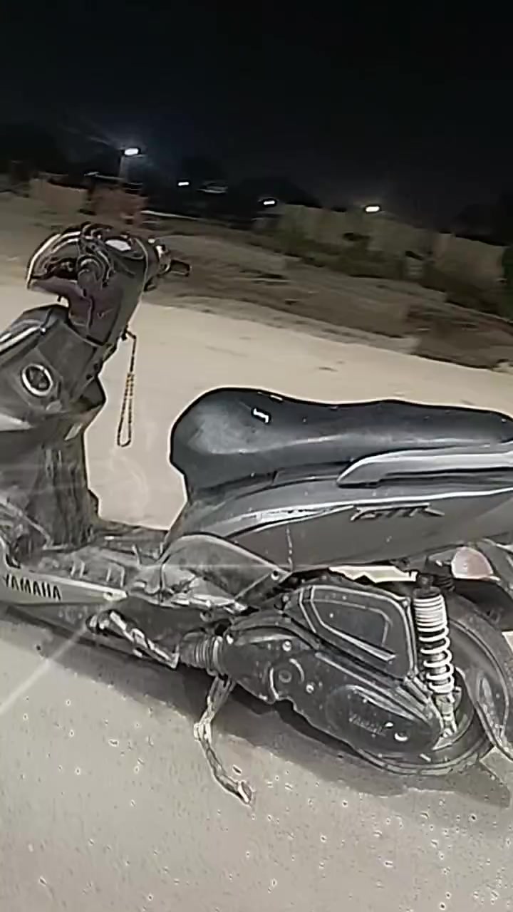 سلام عليكم جي تي ار للبيع دراجه نضيفه وحلوه 

مكينه اشك لكاع الله 

 شاهد مكلف بنشر 

مكان بغداد مدينة الصدر 

سعر 900 وبيه مجال ***********
