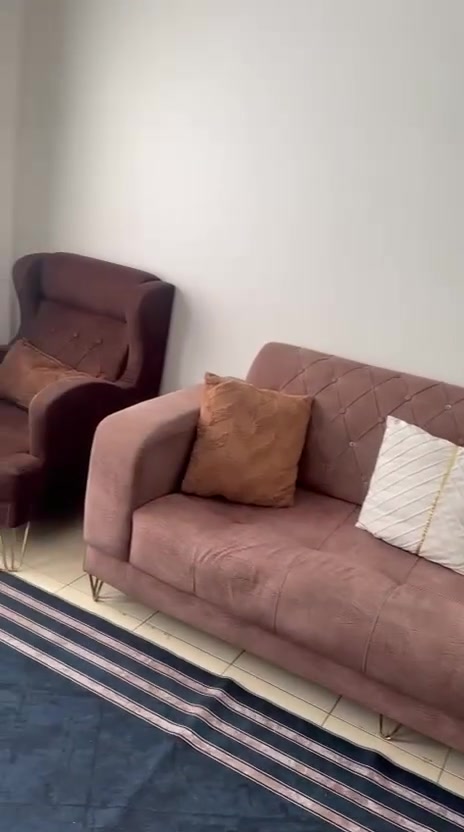 نص تخم وميز بلازما ١٠٠ مكان بلديات ***********
