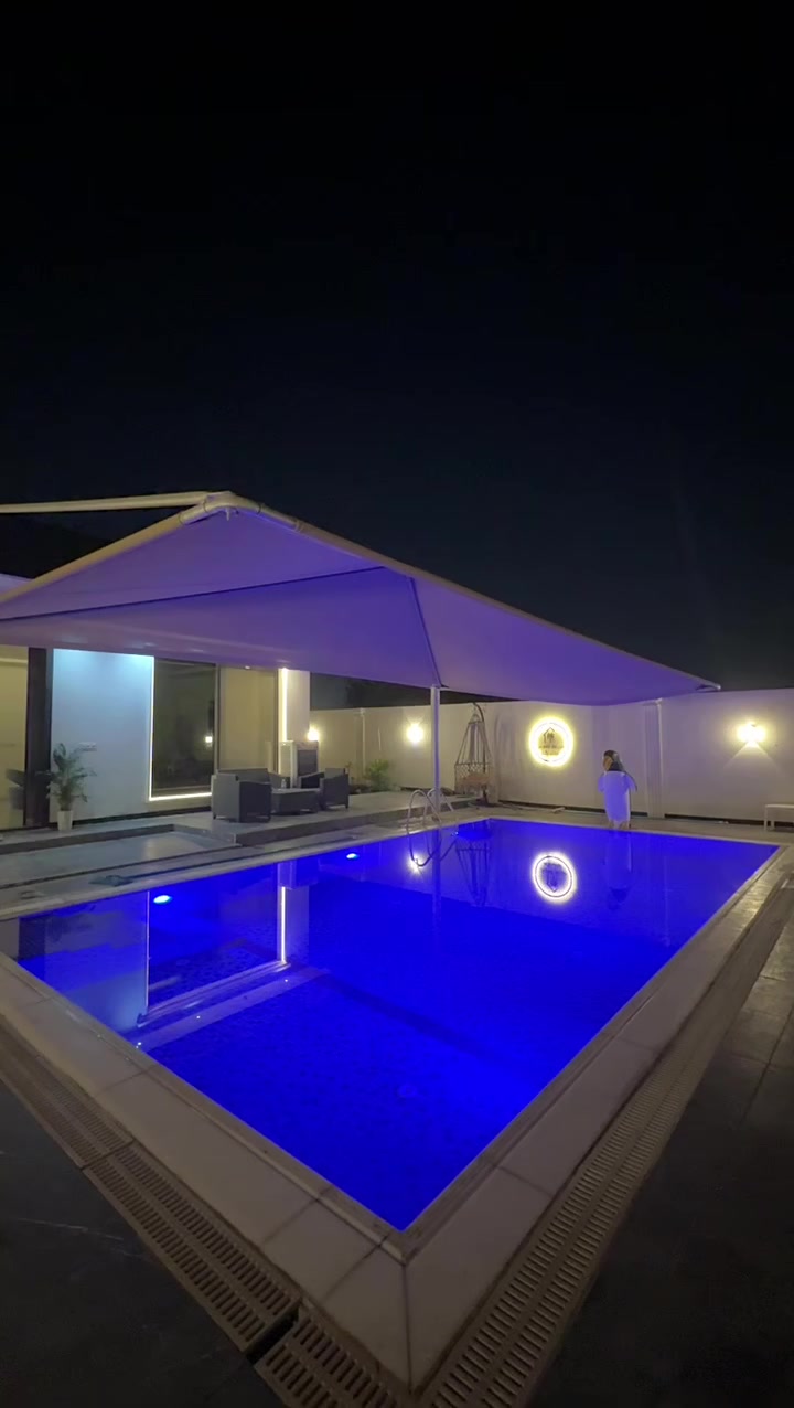 مزرعة راقية للحجز اليومي - بغداد / الدورة (البعيثة) 🌿
🏊‍♂️ مسبح مجهز ونظيف
🛋️ صالة واسعة ومكيفة + جلسات خارجية
🍉 كامل الخدمات للعوائل والشباب
للحجز والاستفسار (اتصال أو واتساب مباشر):
📞 ***********
