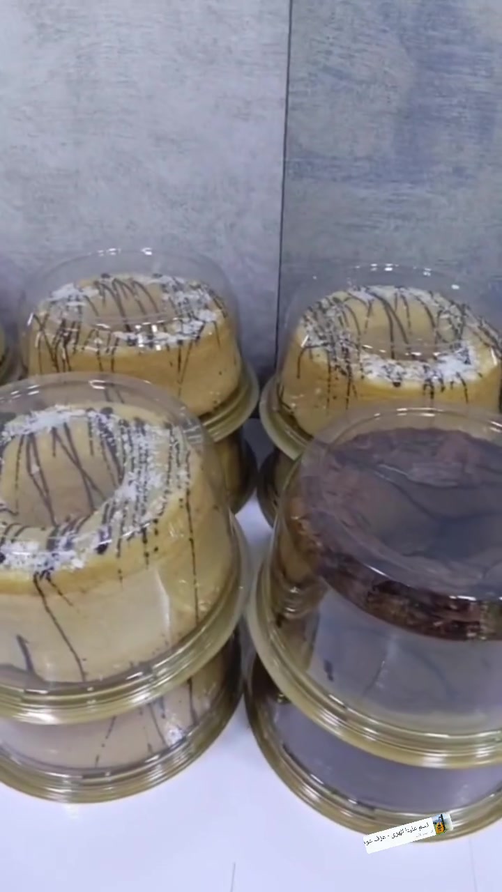 صباح الورد متابعينا 
توفر كيك بيتي بالكاكاو 🍪 والفانيلا 🎂 

📍 العنوان الدوره ابو دشير الشارع العام مقابل جامع الرحمن الرحيم 

✨ للطلب والاستفسار الاتصال على الرقم التالي واتساب ***********
 #افران_ومعجنات_المائدة
