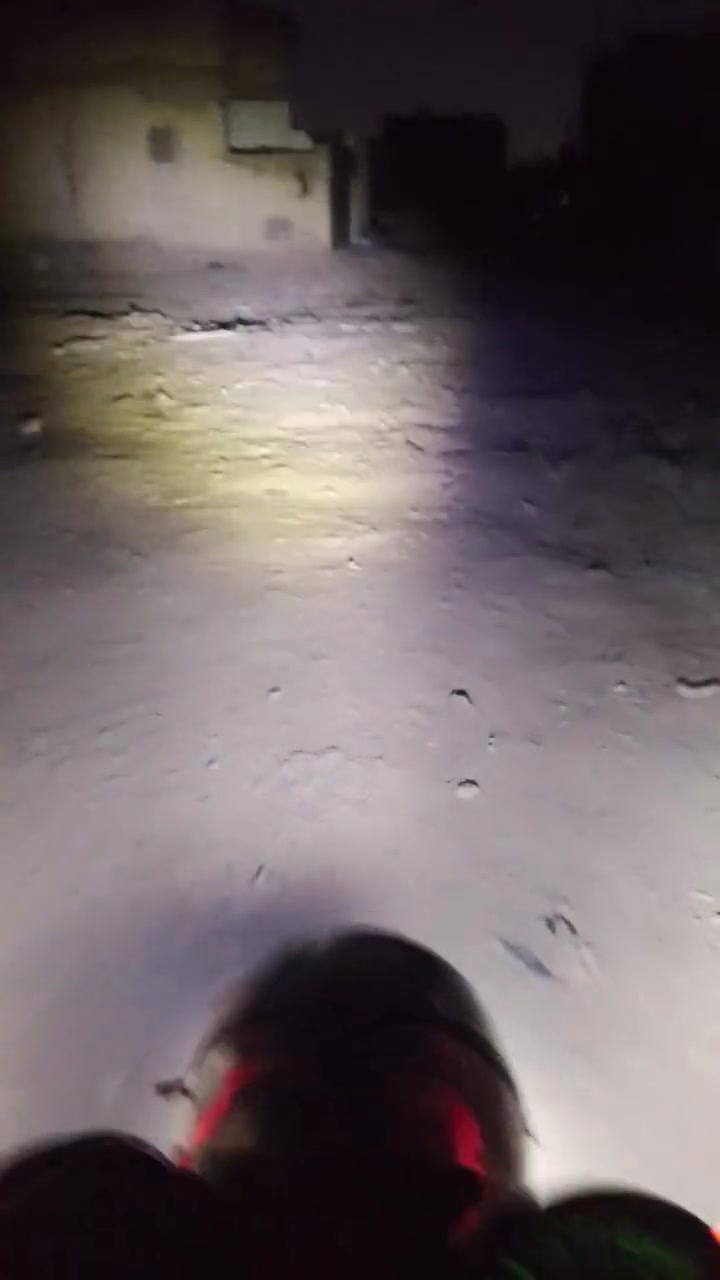 سلام عليكم ستوته صقر للبيع موديل 20ومحرك22 نضيفه كهرباياتهه كله شغاله بس يحتاجلهه باتري تعبان حته سلف يشتغل فقط زوج تواير جدد شاصي واكسن مكفول بس محرك مجفت  بس الله شاهد عليه ستوته ما موكفتني الحمد لله محتاج وريد ابيع سعره واحد ٥٠٠ وبيه مجال للشراي مكاني بغداد مدينه صدر رقمي ***********
