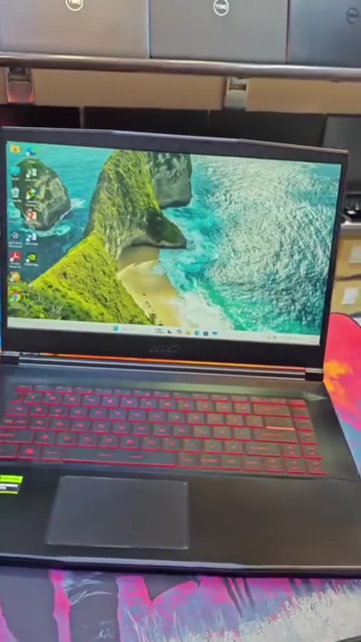 🔥💻 MSI Thin GF63 | لابتوب قيمنك وأداء قوي 🎮
بالفيديو أشرح لكم تفاصيل الجهاز ومواصفاته، وأشوفكم شنو يقدم من أداء 👌
⚡ المواصفات: • Intel Core i5-12450H – الجيل 12
• RTX 3050 6GB
• RAM 16GB DDR4 3200MHz
• SSD 512GB NVMe
• شاشة 15.6" FHD IPS بتردد 144Hz
• مناسب للألعاب، التصميم، المونتاج والدراسة 💯
🎮 إذا تبحث عن جهاز يجمع بين الأداء والشكل وسرعة الشاشة، شوف الفيديو للنهاية 👀
📲 للطلب والاستفسار التواصل على واتساب:
***********
👍 لا تنسى اللايك ❤️ والتعليق ومشاركة الريلز حتى يوصل للي يبحث عن لابتوب قيمنك.
#MSI #MSIGF63 #GamingLaptop #RTX3050 #i512450H #لابتوب_قيمنك #لابتوب_العاب #لابتوبات #حاسبات #العراق #فيسبوك #ريلز
