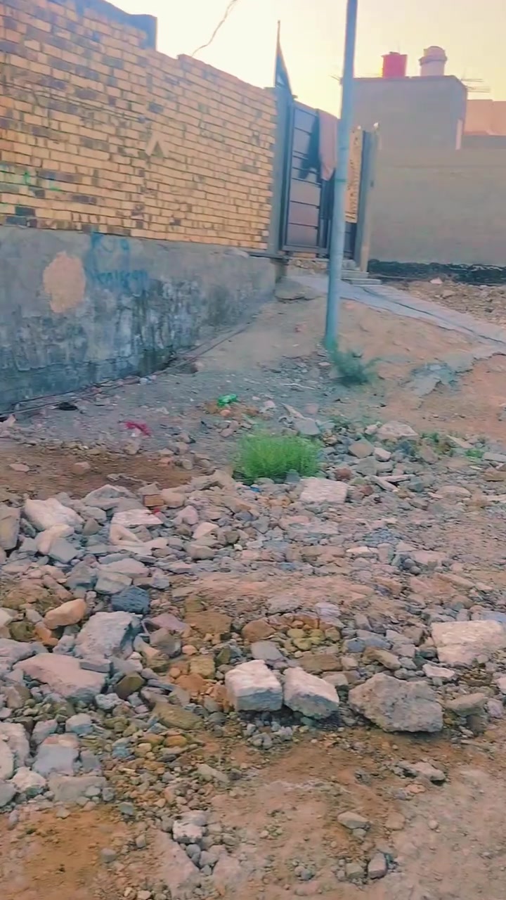 قطعه 200 طابو زراعي سند ٢٥ خدمات كامله منطقه سكنيه بنزلت إلمام بكر ابن علي ع
تبعد عن الشارع ٤٠ متر خامس قطعه عن الشارع
للسفسار ***********. ***********
