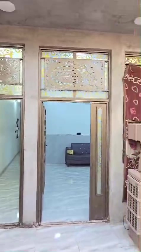 بيت للبيع مساحته100واجهه 5ونزال20بحي الاكراد قريب على القناة بناء نظيف على التبليط كافة الخدمات نت ضوئي نوع العقار سند اصفر للاستفسار الاتصال على الرقم***********
