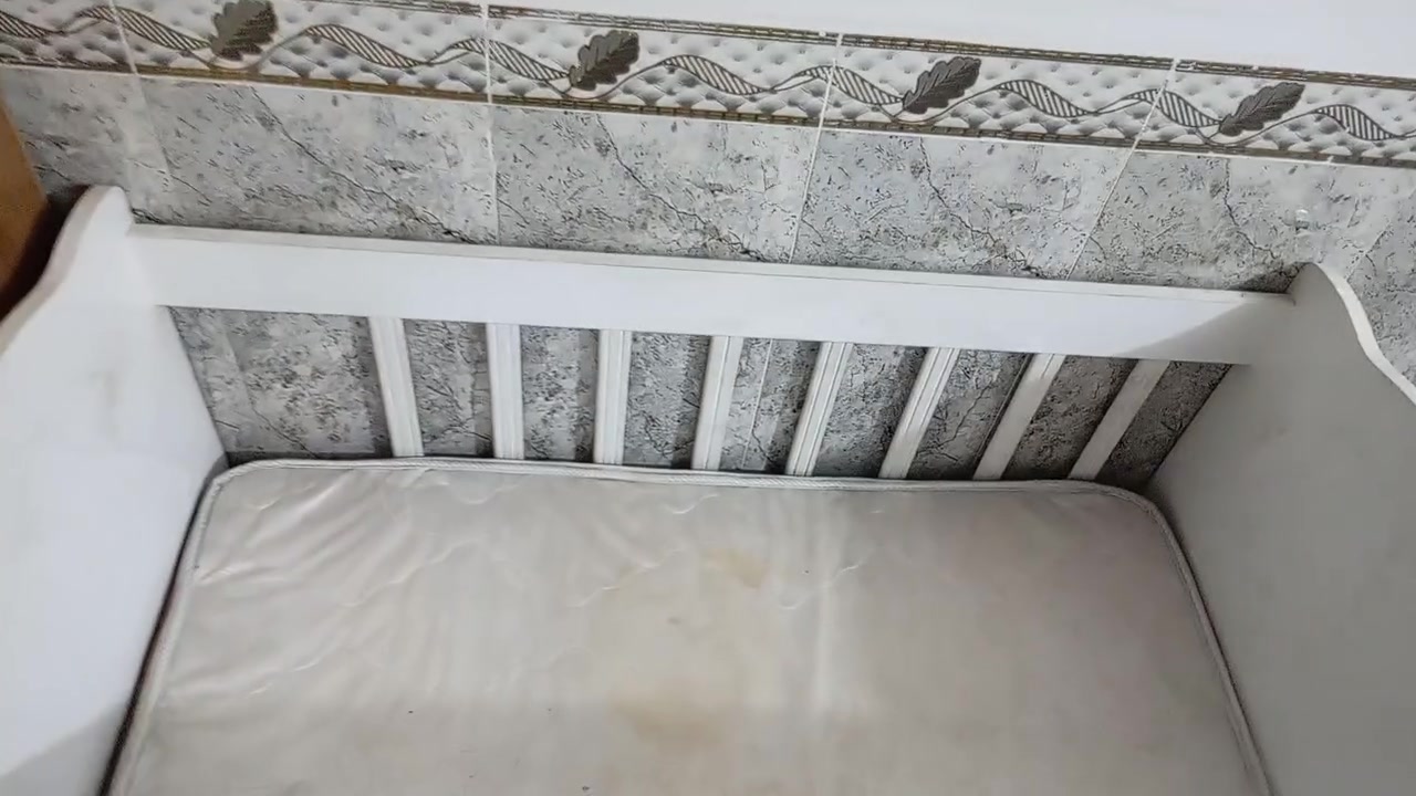 كاروك جديد يحمل عمر 5سنوات نضيف ابو جرارات مكاني بغداد شعب *********** متواجد عل واتساب
