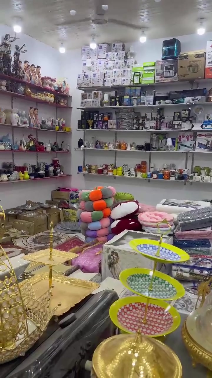موظفة • الحلة سوق الثورة • مجمع سعد ابو الذهب