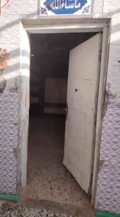 بيت رهن حي مكرمه وره كريت مول نجف 100متر سعر رهن، 25مليون***********
