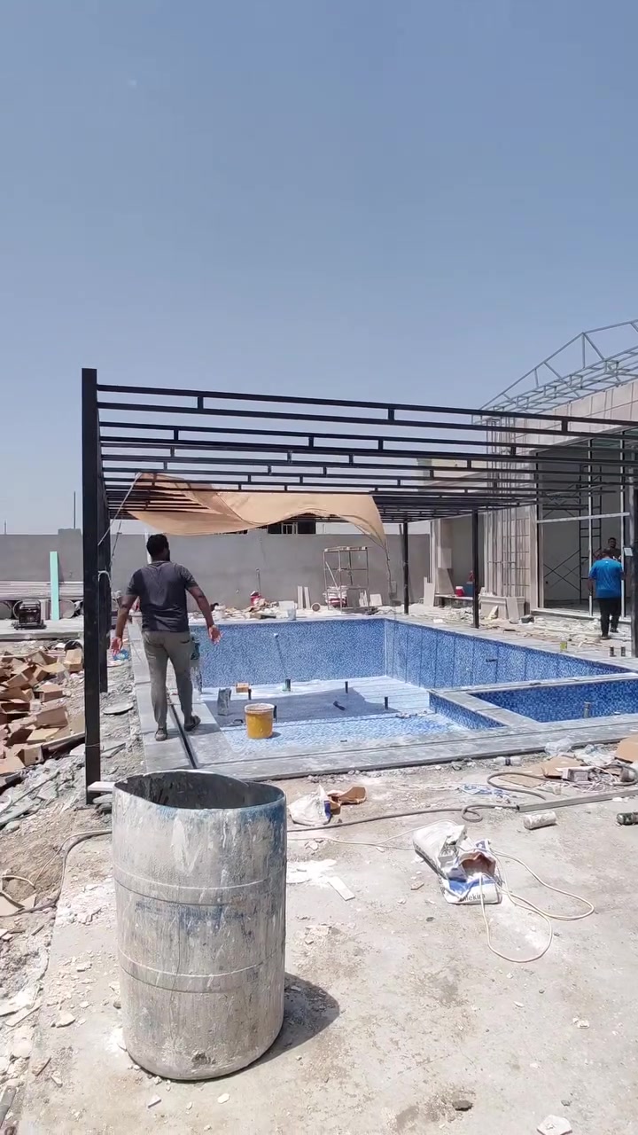 تصميم مزرعه نصف ١٠٠٠ متر تحتوي على قاعه مناسبات وغرفتين مطلات على مسبح قياس ١٠ متر في ٦ متر مع مسبح للأطفال ٢متر في ٣ متر مع جلسة ماىية ٢.٥متر في ٣ متر مع باربكيو مع جلسة عربية مطله عل المسبح والحديقة كل هذا في مساحة الف متر لطلب التصاميم ما عليك فقط تتصل عل الأرقام التالية
***********
مكتب البعد الرابع العصري
 #مسابح #تصاميم #بناء #بغداد #تنفيذ
