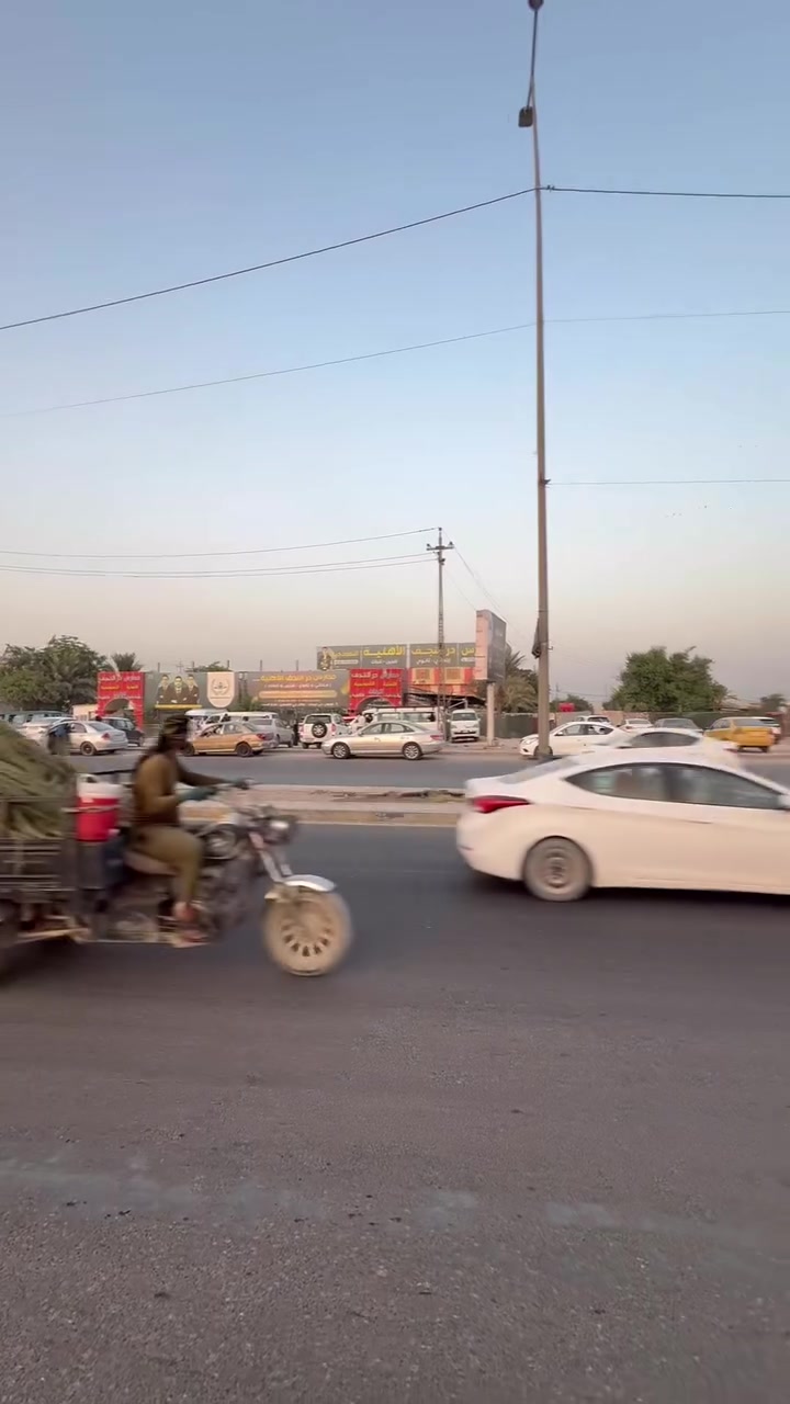 🏢 #فرصة استثمارية مميزة في النجف

📍 عرصة تجارية للبيع بموقع مميز على شارع الصب مباشرة في النجف.

📐 المساحة: 200 متر مربع
📜 الملكية: طابو صرف
💼 التصنيف: تجاري
💰 السعر: مغري ومناسب للاستثمار

موقع حيوي ومميز، مناسب لإنشاء مشروع تجاري أو استثماري والاستفادة من واجهة العقار على الشارع.

📞 للاستفسار عن السعر والتفاصيل والتواصل: راسلنا على 
الخاص. ‭***********‬ 
#والي عنده عرض عقار تجاري يدزه خاص
