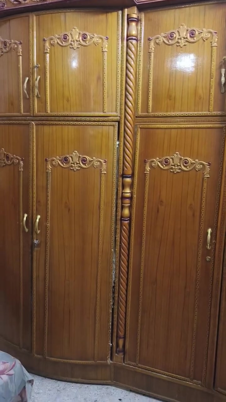السلام عليكم
غرفه أخشاب عراقي تفصال 
الجودة فوك الوسط 
مسجل عل بيعتها بسبب الجمعه اشيل 
العنوان بغداد البلديات الضباط الثانيه 
اكتب السعر وإني ادخلك خاص لأن والله ما اعرف سعرها
***********
