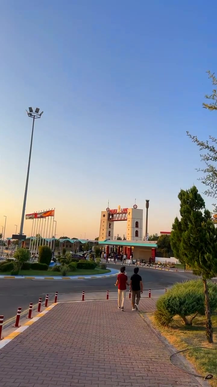السلام عليكم
دراجه للبيع نامي برو 

مكينه كبس ماشاءالله ماطور نضيف

كهرابيات كلها شغاله 

السعر 290وبي مجال للطيبين

شراي دك عل رقم ***********

المكان اربيل
