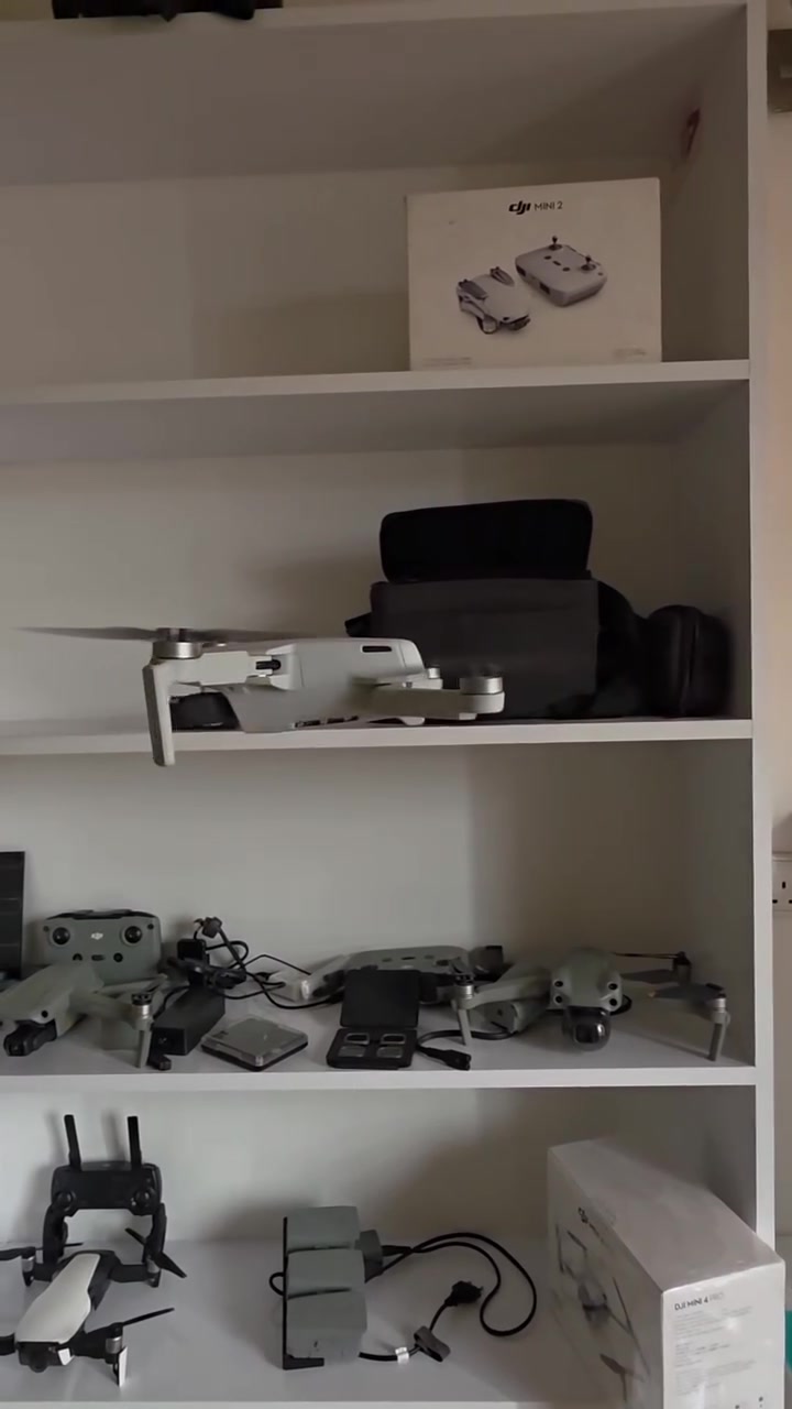 DJI MINI 2 
زۆر خاوێن 100\100
نرخ 390$ 
*********** WHATS APP
*********** WHATS APP
