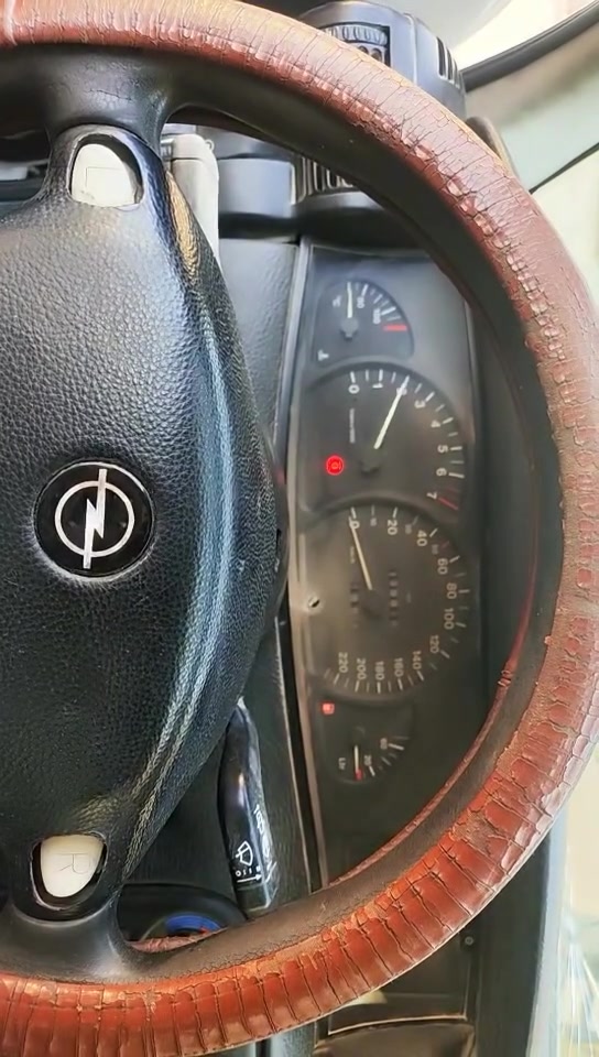 اوبل بزون موديل 97 رقم انبار مشروع وطني مكانها نجف وراعيها نجف سعرها 17 رقم بي واتسااب ***********
