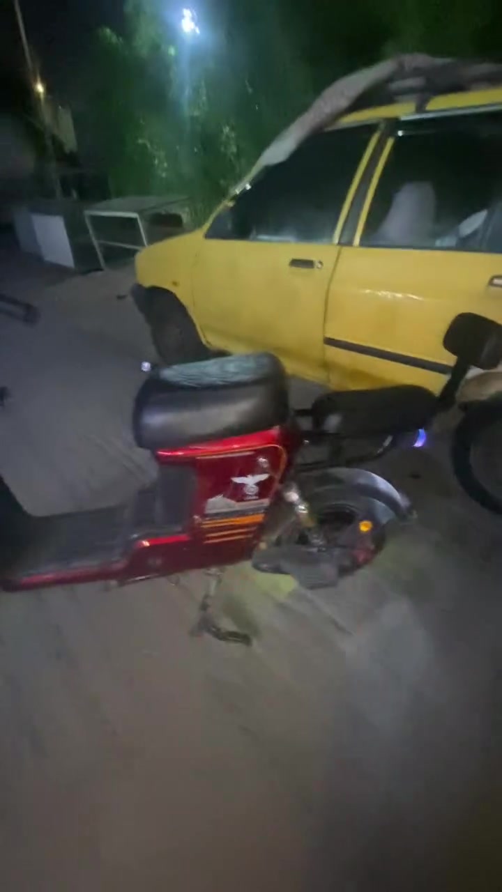 السلام عليكم
دراجه شحن R9 حديثه مابيها اي نقص بطارياتها جدد شاشه كلها شغاله بصمتين كلها شغاله الدراجه ستاند جانبي ستاند وسطي قفل ستيرن قفل جنطه تايراتها نضاف السعر ٦٠٠ وبيها مجال مكاني الاعظميه رقمي ***********
