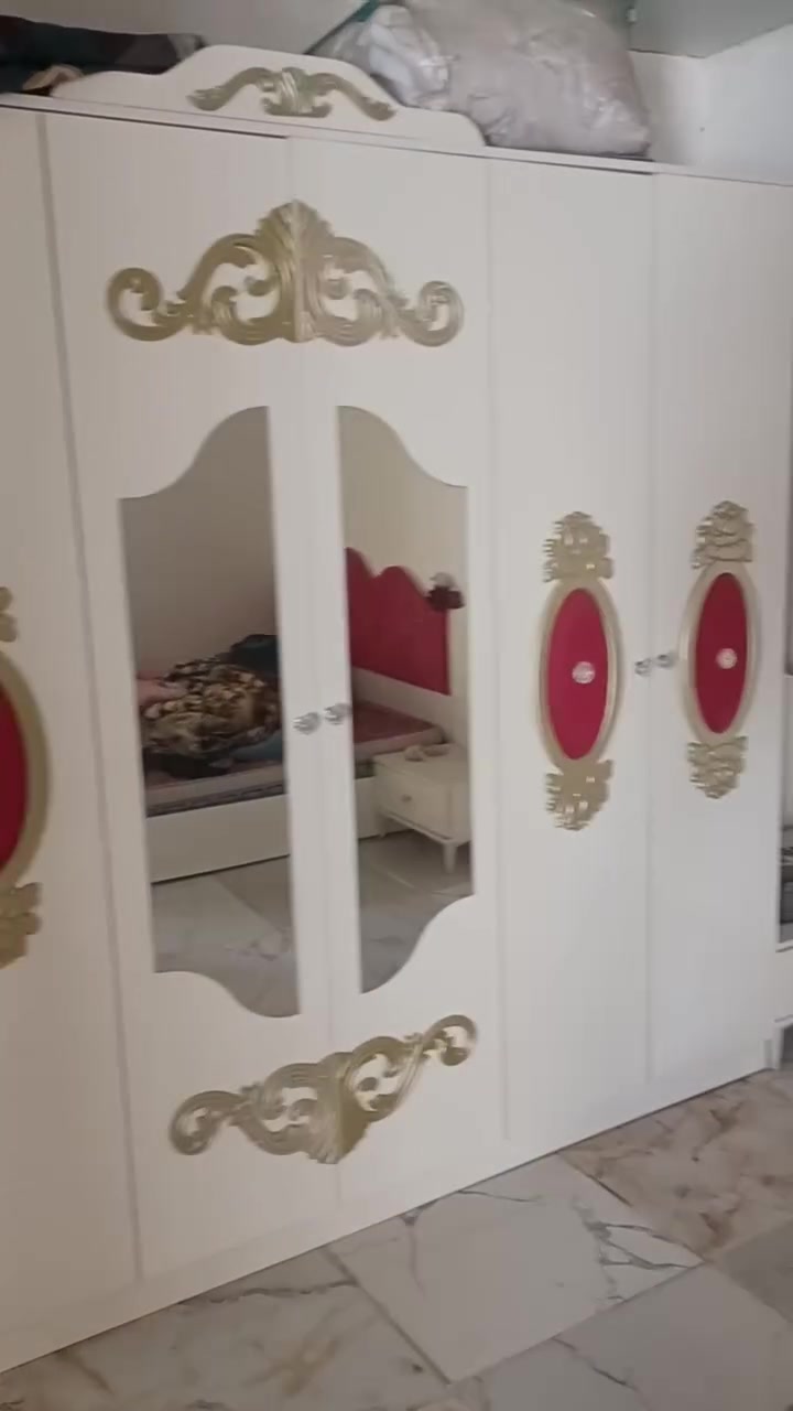 سلام عليكم غرفه نوم نضيفه للبيع مكاني كوت الطشاش ***********
