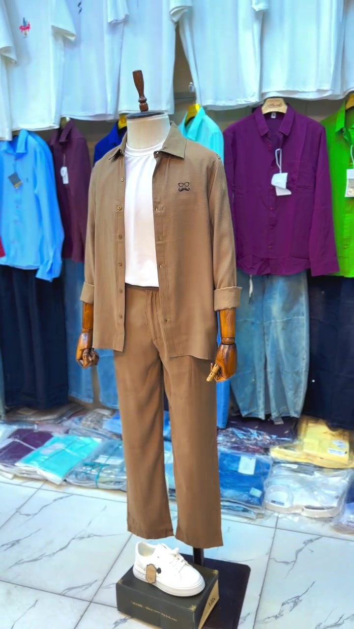 سوت ابو شنب 😉
توفر داخل محل ب٣ الوان 
فقط وحصريا يم أزياء صلاح 📍
للحجز واستفسار خاص او واتساب ***********
