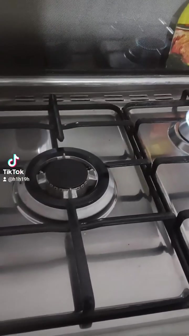 طباخ مصري • موديل ٢٠١٢ • نظيف