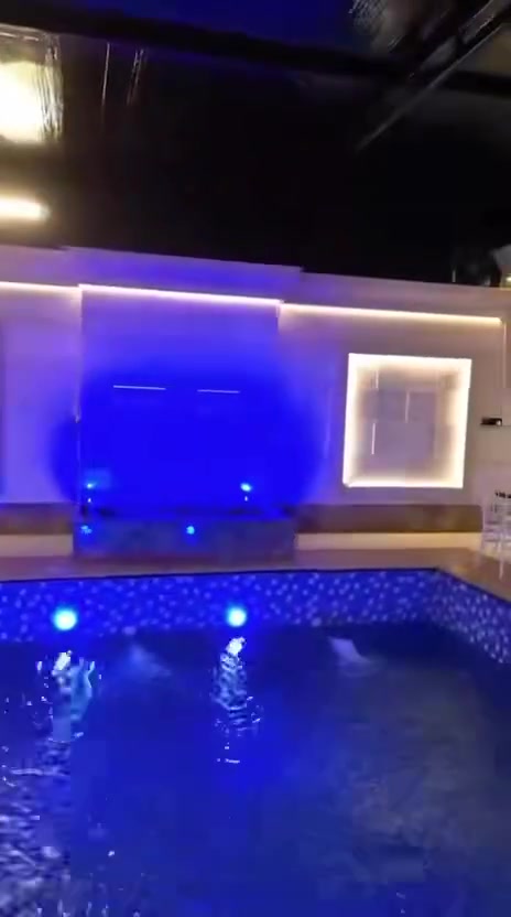 مزرعة للإيجار اليومي 🏡🌳
📍 الموقع: بغداد –حي صدام 

✔️ أجواء هادئة ومناسبة للعوائل

✔️ مساحة واسعة وخدمات متوفرة
 

✔️ مثالية للراحة والونسة

📌 للحجز والاستفسار يرجى الاتصال أو المراسلة على واتساب: 

عبود الشيخ
 📞 ***********

 موثق في تطبيق اجرلي لسياحة المزارع في العراق 🇮🇶

