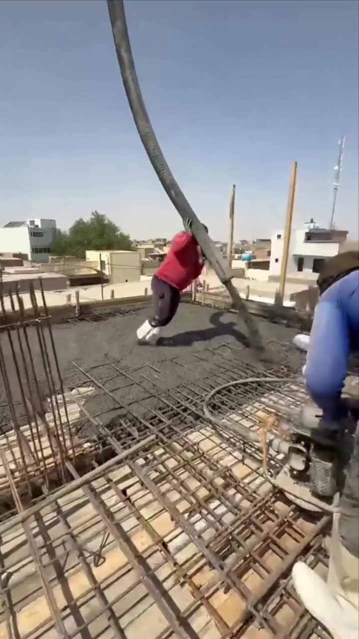 تحيه طيبه من شركةابابيل للكونكريت  بفرعيها 
ابابيل 1 في قضاء عفك 
ابابيل 2في محافظة الديوانيه قرب علوه الخظار
الى كافه الاخوه المهندسين و النجارين والمقاولين نود التعاون معكم لأنجاز مشاريعكم الصغيره والكبيرة بتجهيزكم كونكريت عالي الجودة ومواصفات مختبرية. وبأسعار تنافسيه. 
 كما لدينا اصطول من الخباطات الحديثه ومضخات الخرسانه (بمات) بابعاد مختلفه تصل الى ابعد نقطه في مشروعك . 
كادر هندسي ذو خبره عاليه. 
للتواصل معنا الاداره حسن حبيب الحمزاوي  ***********
***********
محمد الشمري  ***********
لطيف الشيباوي  ***********
النجار علي عاصي  ***********
على مدار 24ساعه
التوفيق للجميع.
