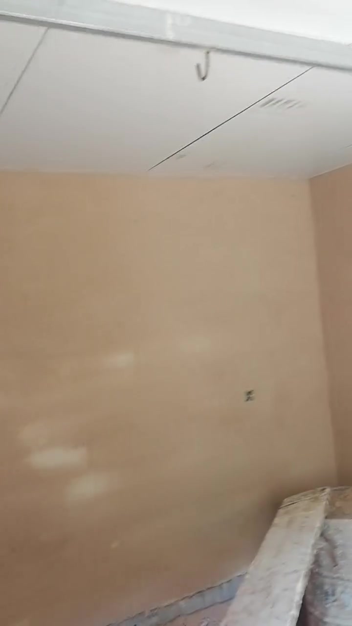 السلام عليكم اخوان خلفه لبخ جص وبورك وسمنت وبناء درجة اولى اليريد يتواصل معي هذا رقمي ***********
