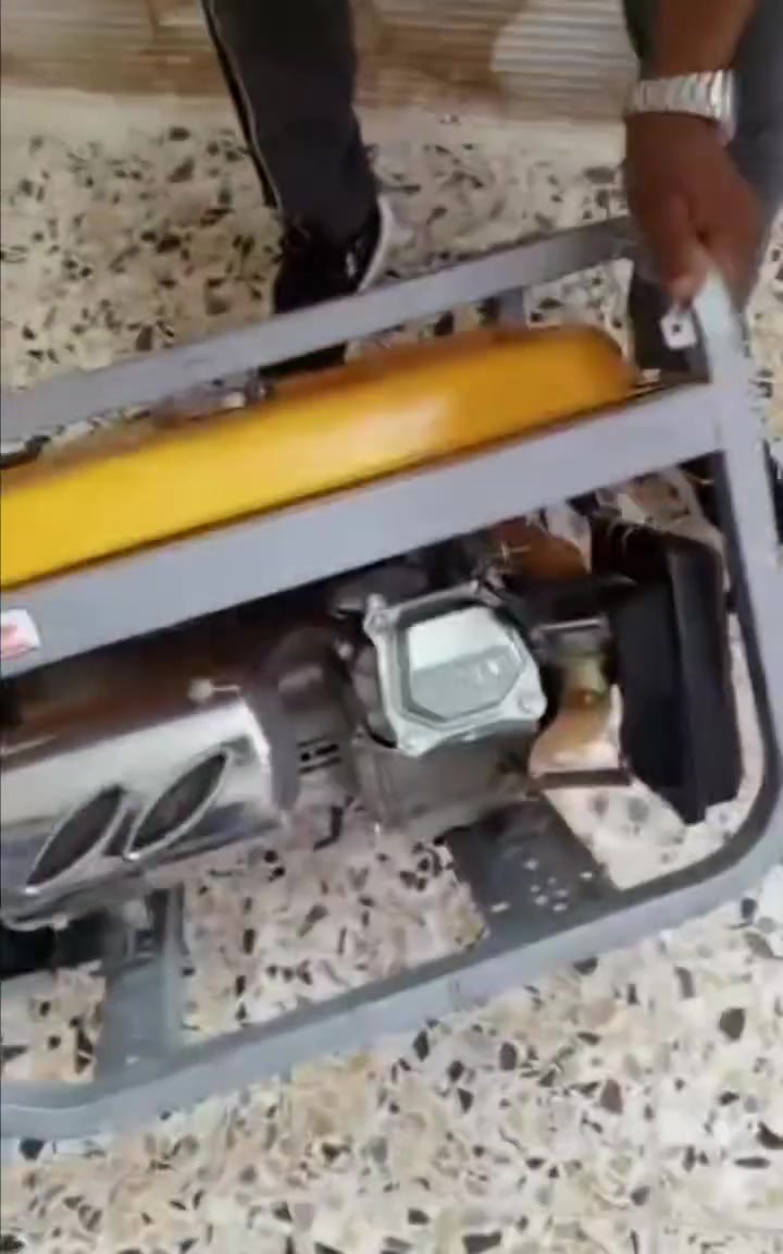 مولدات للبيع مستعجل عله بيعتهم للاستفسار خاص أو على رقم ***********
