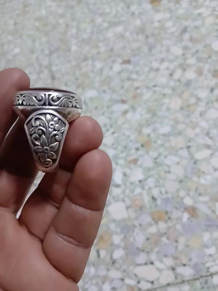 اكسسوارات شخصية • للبيع