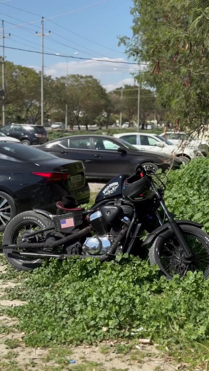 Harley steed buber 400cc 🔥
هاڕلی ستدد بوبڕ، بۆ فرۆشتن 
 بێعەیبە بەشەرت
مەکینەی 400 🚀
گزۆز سپۆڕت🔊 و کاتم  🔇
ڕادێتەرو پانکەی بێعەیب
کابرێتەری تازە گۆڕیومە 
عەقڵ بەرمەجە 🔥
نرخ 7 گەڵا قوفڵ 
شوێن کەلار 
*********** what’s app
