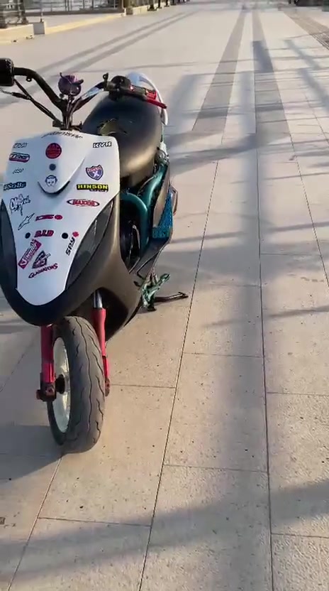 السلام عليكم ماكس عدله للبيع بوشه 55 مزوده 
كامله ما ناقصه شي للتواصل : ***********

