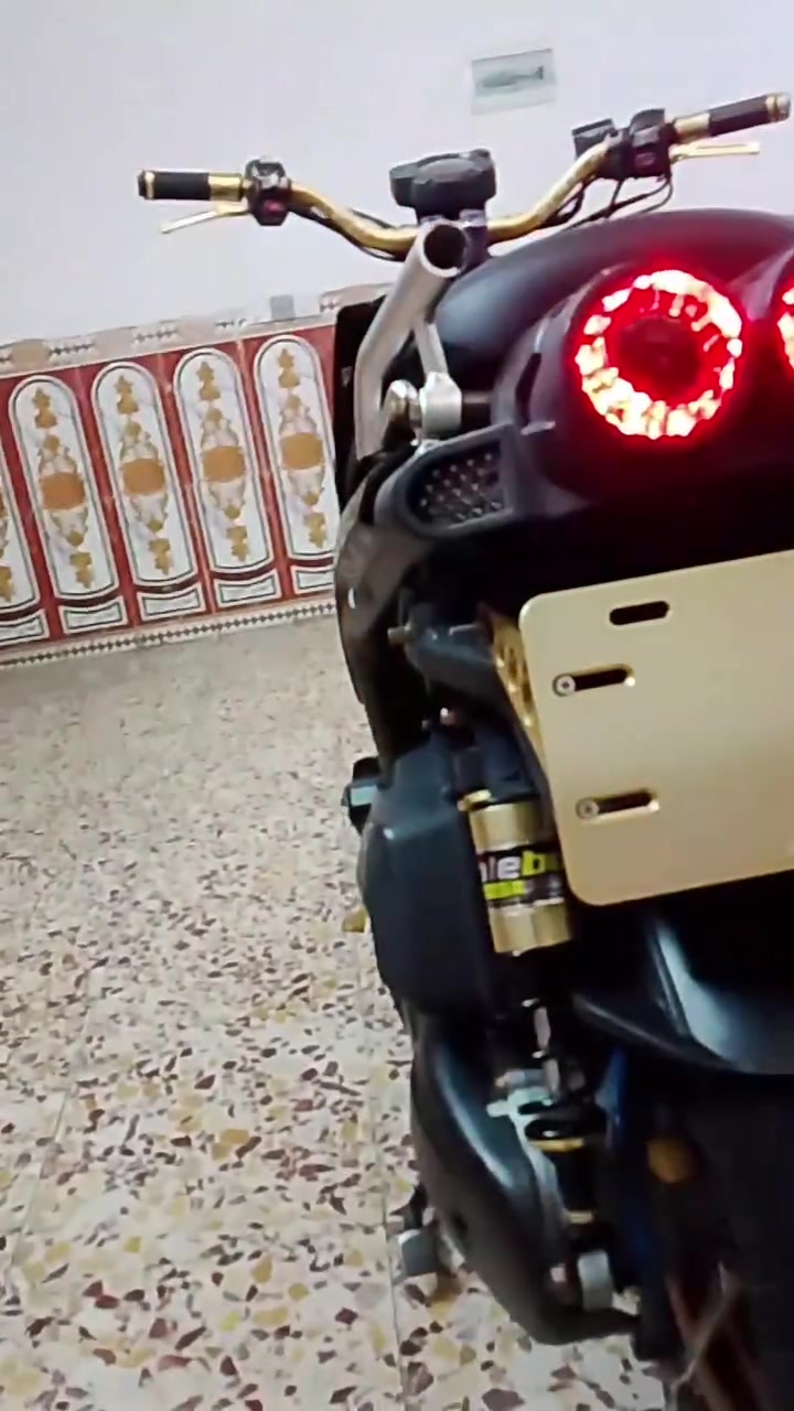 سكنس جبلي كفاله عامه برغي ممفتوح بالدراجه كلههه الدراجه مخزونه ب البيت وبيه تزويد خارجي  شي قليل بس غالي شوف العين بغداد العبيدي 1500     رقم ***********  لو ما محتاج حرام اذا ابيعهه لئن تعبان بيه واخاف عليه من الحصوايه
