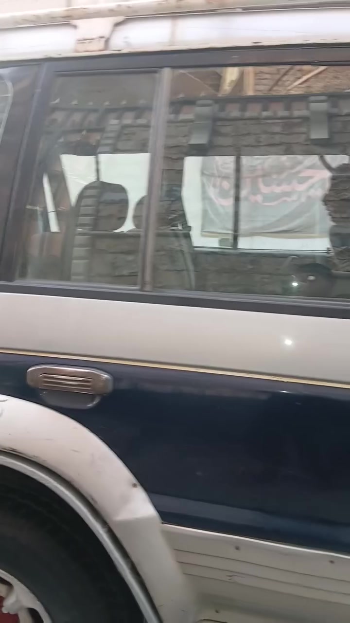 باجيرو البيع موديل 96 يسره بلاديه مكينه فيفيتي وكير جدد تخم تاير جديد رقم دولي سنويه31
السعر ب55 وبيه مجال بسيط 
رقم الهاتف ***********
باجيرو البيع موديل 96 يسره بلاديه مكينه فيفيتي وكير جدد تخم تاير جديد رقم دولي سنويه31

