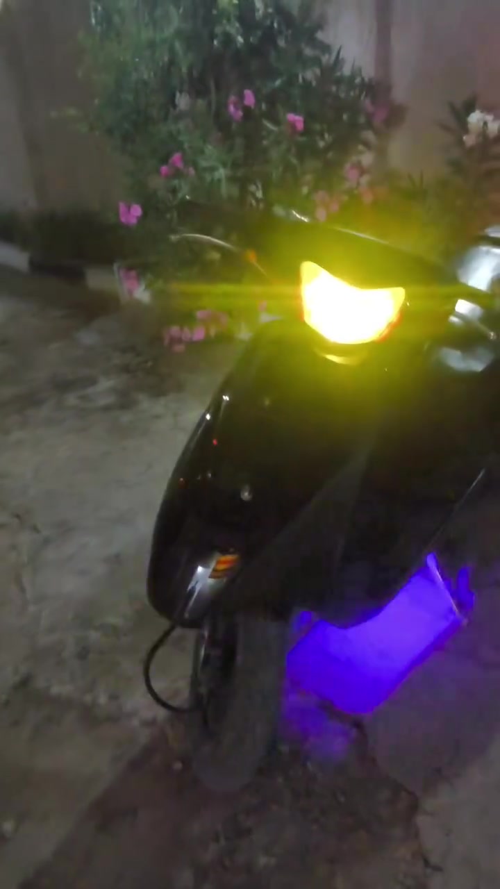دراجة ساسوكي رياضي للبيع +ويل +تاير+كاسحة +دبل زنون خارجي+ زنون داخلي +كفرات لون اسود هدية السعر400.الرقم*********** العنوان العمارة الشبانة
