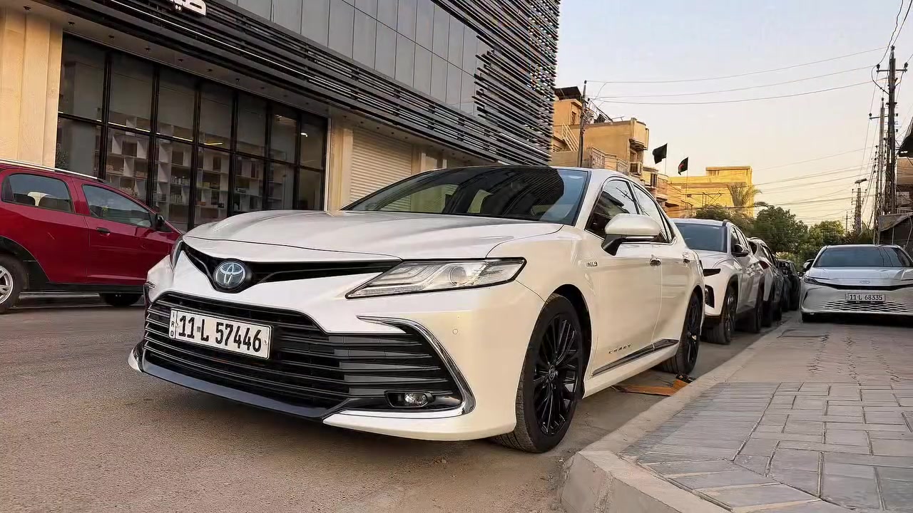 للبيع موديل 2023 بعدهه على وضع الوكاله فئه اكراندي يعني فووول مواصفات السعر 28 الف دولار يعني (280)ورقه  *********** واتساب
