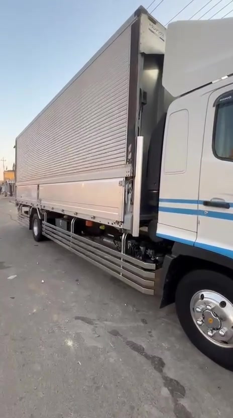 السلام عليكم
هينو حافظه مكفوله كفاله عامه سياره بالكارتون جديده بمعنى الكلمه فول مواصفات 

شاصي محسن طول 7 متر سياره جاهزه للاخير تخم تاير تحوير مرايا كامل دوشمه شاشه ايباد كامره خلفيه 

السعر 320 وبيها مجال 

رقم بغداد باسمي تحويل ثاني يوم لاستفسار  اكثر 

السياره كلشي موضح بصور ومقاطع فيديو شراح بل تفصيل

مديل 2017 سياره محدثه سياره على لابلاد برغي ممفتوح بيه ولصور تحكم مكان سياره ميسان وهاذ رقمي

 ***********
