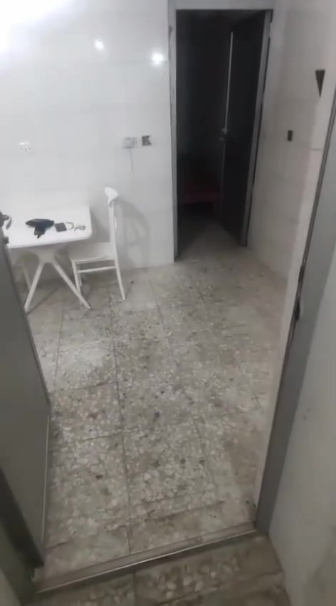 🏠 شقة للإيجار – حي الجامعة
📍 مناسبة للسكن الشبابي

• غرفة نوم
• صالة
• مطبخ
• حمام
• مؤثثة بالكامل

📞 للاستفسار والتفاصيل: ***********
