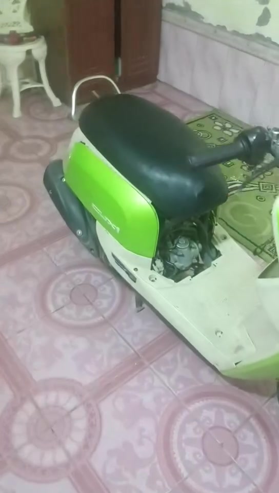 السلام عليكم دراجه بوليس للبيع خير من الله دراجه نكرت سلف دراجه مزوده 55وسلف 55ويل رياضي سعره450وبيهه مجال قليل رقمي ***********
