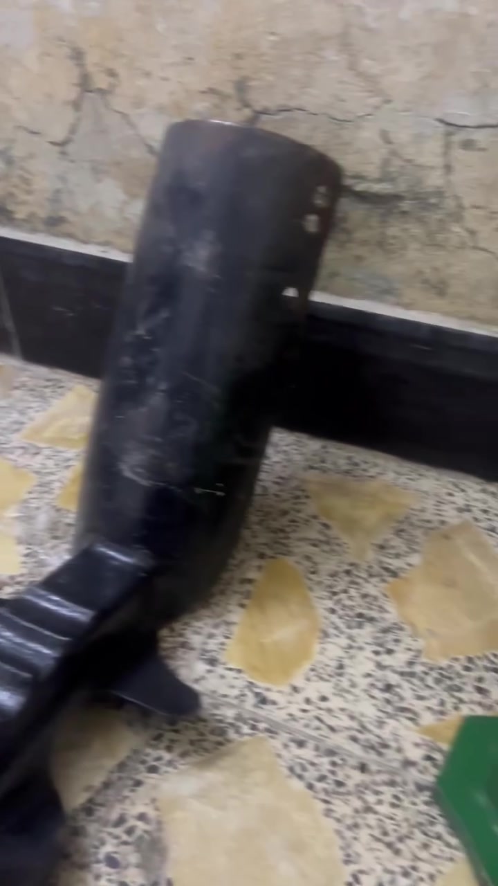 سبايات لبيع ثنينهن ب60 وبيهن مجال
***********
