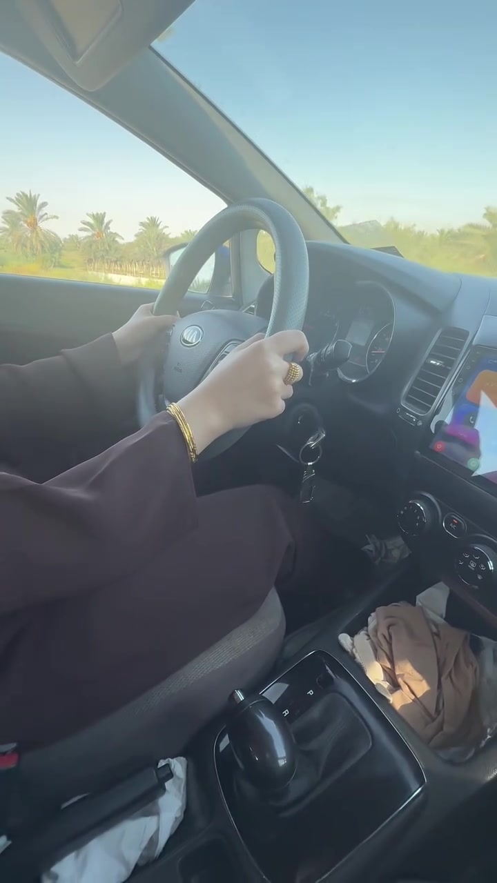 المهندسه زهراء محمد كانت ارقى مما توقعنا
سريعة التعلم والانتباه وذات قيادة مستقره وهو المطلوب 
المتدربة يجب ان تكون منتبهه وتحفظ جميع التوجيهات ونظام الشاره 
🚒🌹🚙🌹🚑🌹🚐🌹🚕
لغرض التسجيل التواصل على رقم المكتب 
***********
