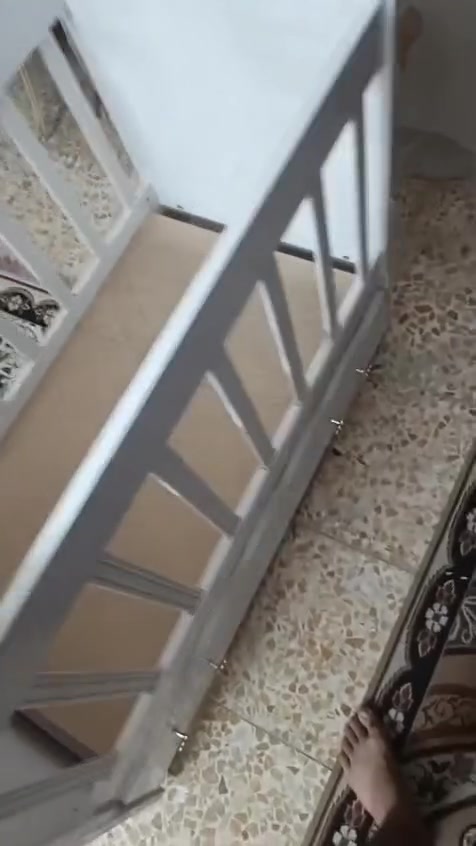 سرير اطفال • مستعمل قليل • نومتين بس