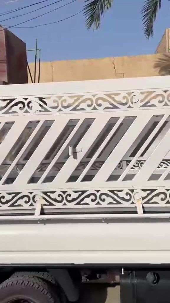 سلام عليكم عندي محجر للبيع بوري شخاطه شغل حلو عنوان مدينه الصدر شارع الأورفلي رقم الهائف ***********
