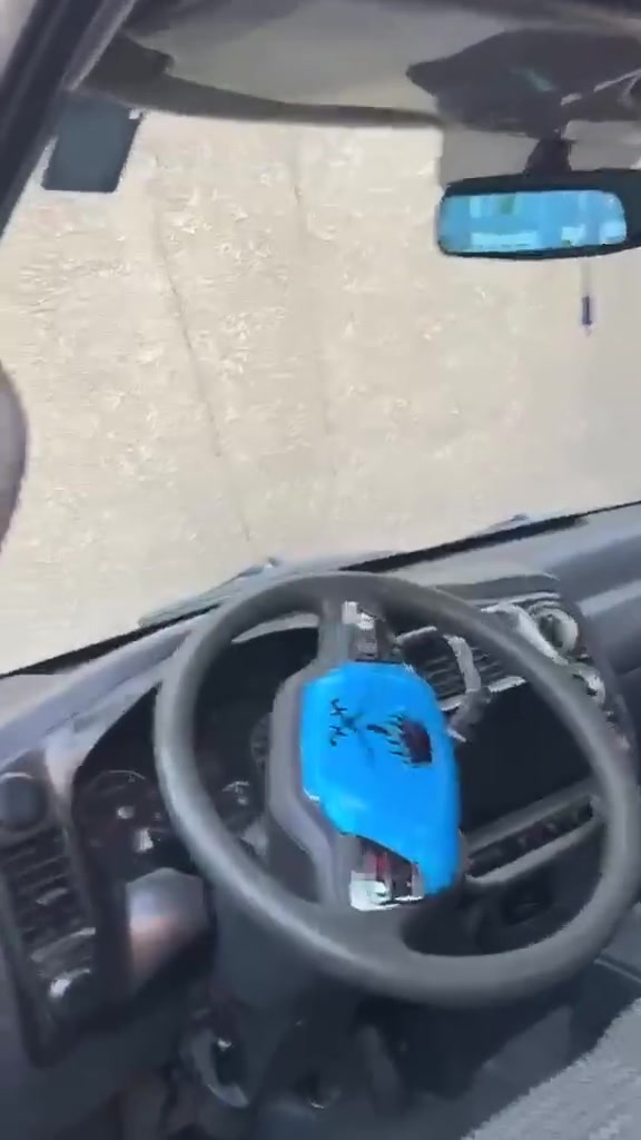 السلام عليكم كيا موديل ٢٠١٣ رقم بغداد دولي بسمي سياره جاهزه السعر ٩٠ وبيها مجال مكانها بغداد المعامل ***********  أو  ***********
