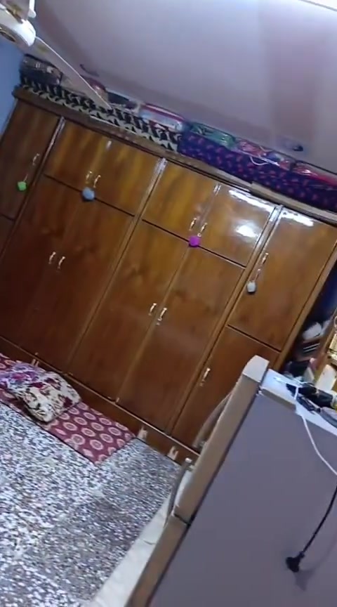 غرفة للبيع سعرها ٨٠٠ وبيها مجال
غرفه نضيفه ما عايزها شي مثل ما موضح بصورها 
مكاني الفلوجه
***********
*********** اتصل وتدلل
