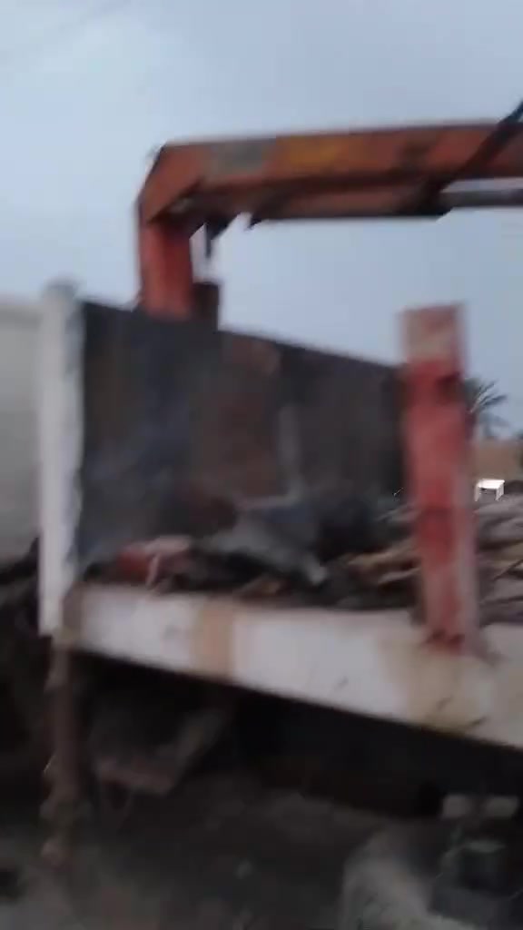 كرين • بدل بسيارة صغيرة