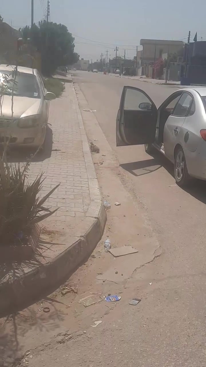 قطعه ارض للبيع المساحه ١٠٠م الوجه ٥م الباقي نزال

كربلاء / العطيشي / الشارع الرابط بين شارع المدارس وحي الزهراء 
***********
