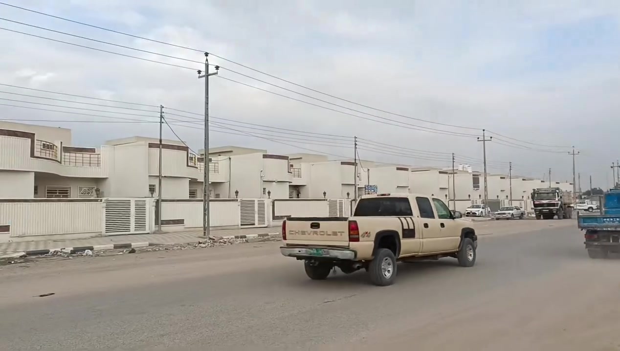 للبيع بيت جديد مساحه ٢٠٠ متر طابق واحد في الناصريه مجمع القضاة تقاطع المنصوريه
البيت جديد مامسكون من يوم استلامه لحد الآن 

المساحه ٢٠٠ متر 

البيت حر  مامطلوب للدوله

للأستفسار الأتصال

 أو واتساب  على الرقم 

***********
