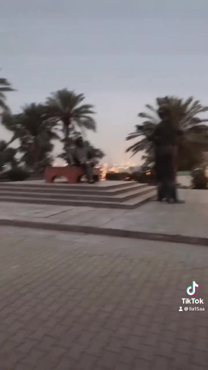 ماكس مضلع • دخانة خفيفه • كفرات كامله